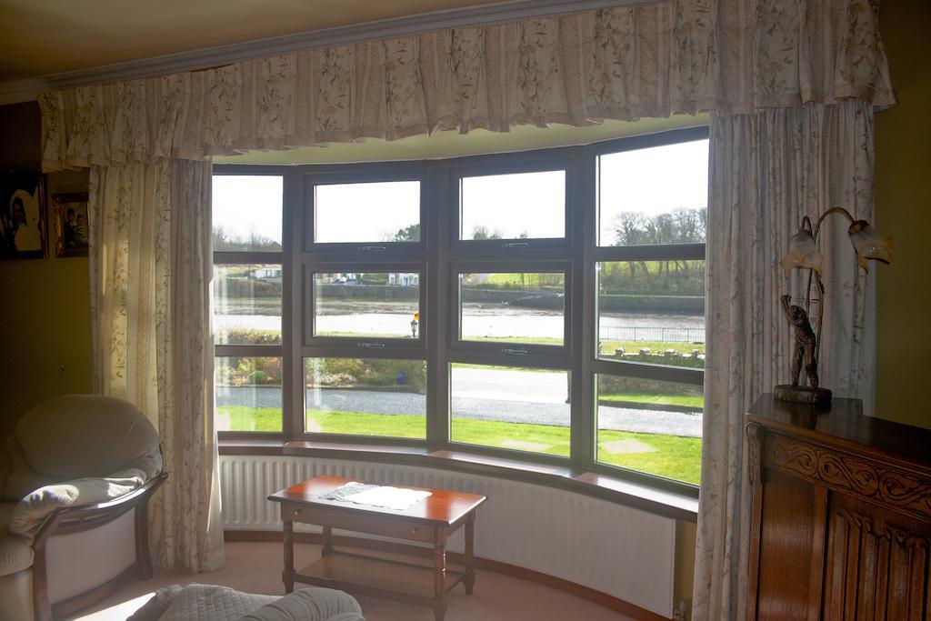 Anchor House Accommodation Newport  Exteriör bild